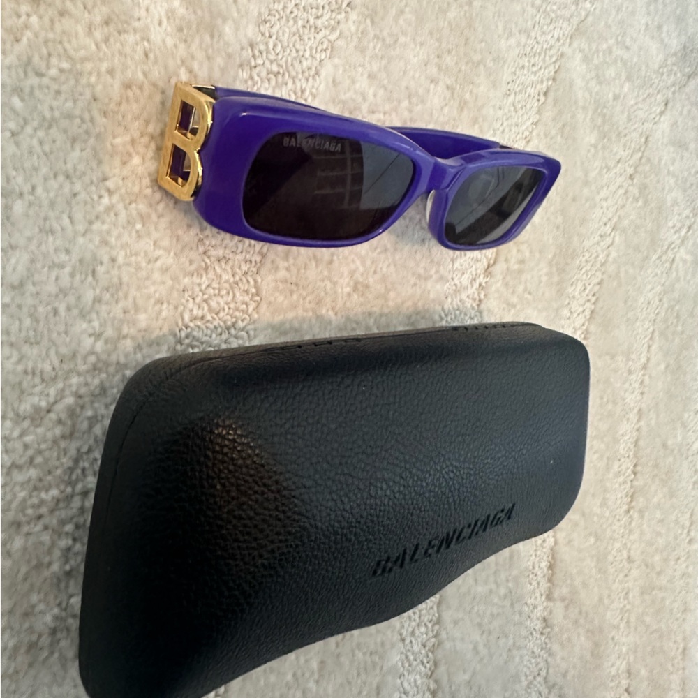 Sun Glasses - image 6